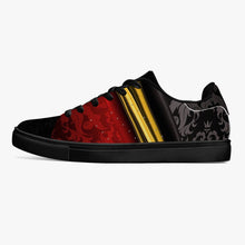 Load image into Gallery viewer, 190. Classic Low-Top Leather Sneakers - White/Black
