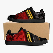 Load image into Gallery viewer, 190. Classic Low-Top Leather Sneakers - White/Black
