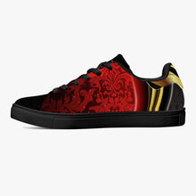Load image into Gallery viewer, 190. Classic Low-Top Leather Sneakers - White/Black
